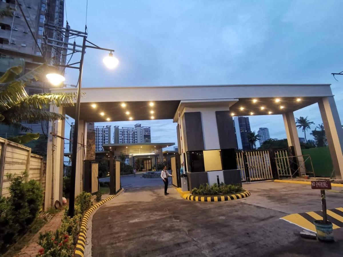 Grand Residences Studio Unit - Walking Distance To It Park Cebu Bagian luar foto