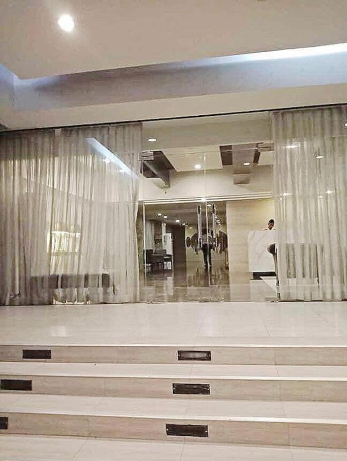 Grand Residences Studio Unit - Walking Distance To It Park Cebu Bagian luar foto